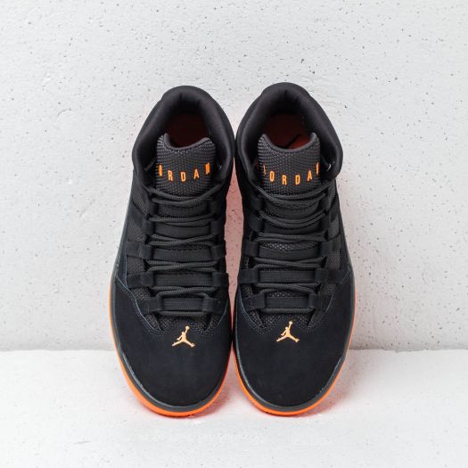 Jordan max sale aura black orange