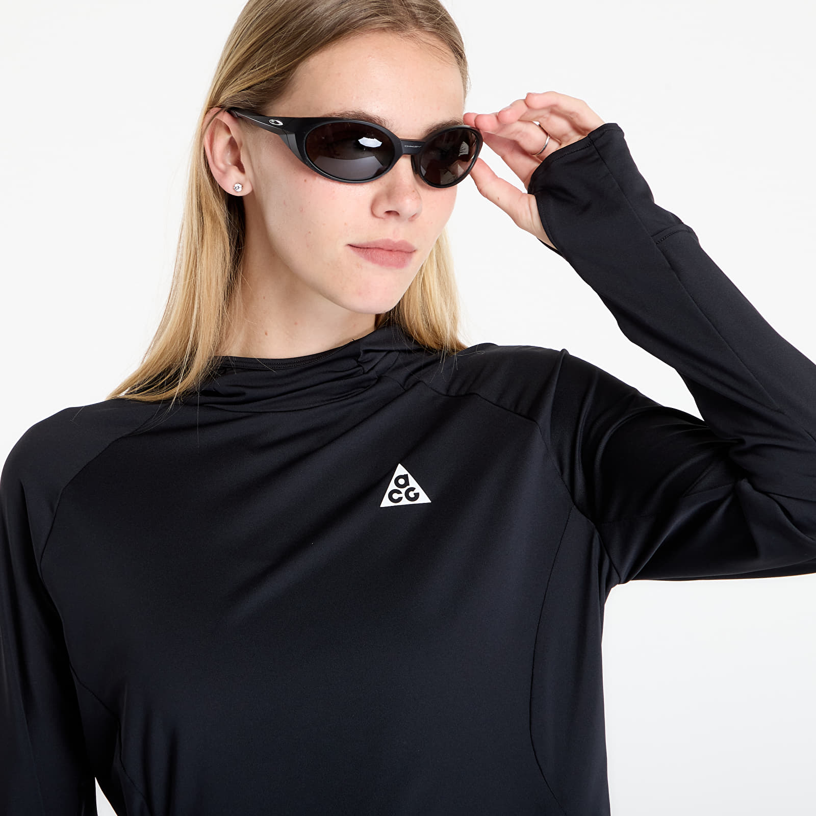 Marškinėliai Nike ACG Women's UV-Resistant Hooded Trail Running Mid-Layer Top Black/ Black/ Summit White