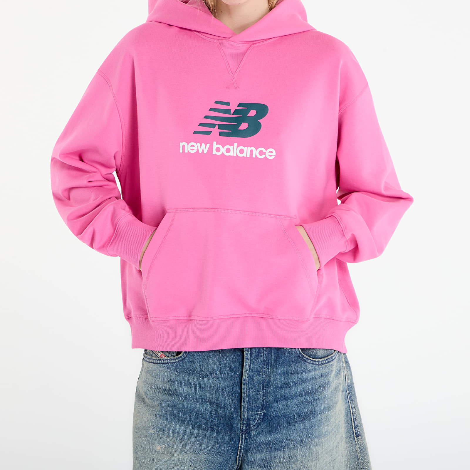 Bluzy New Balance Athletics French Terry Logo Hoodie Pink Satin
