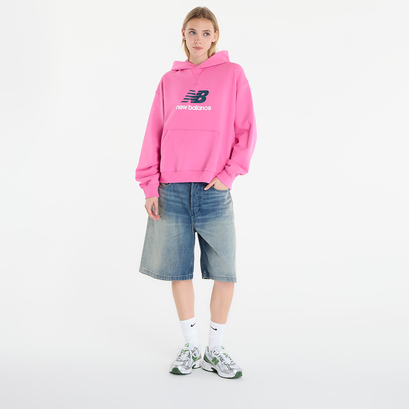 Bluzy New Balance Athletics French Terry Logo Hoodie Pink Satin