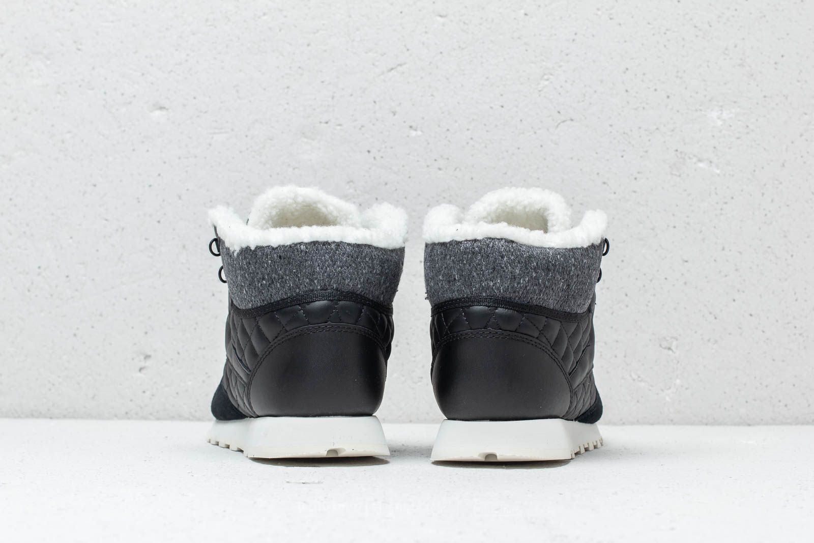 Damen Sneaker und Schuhe Reebok Classic Leather Arctic Boot Black/ Chalk/ Camel/ Pink