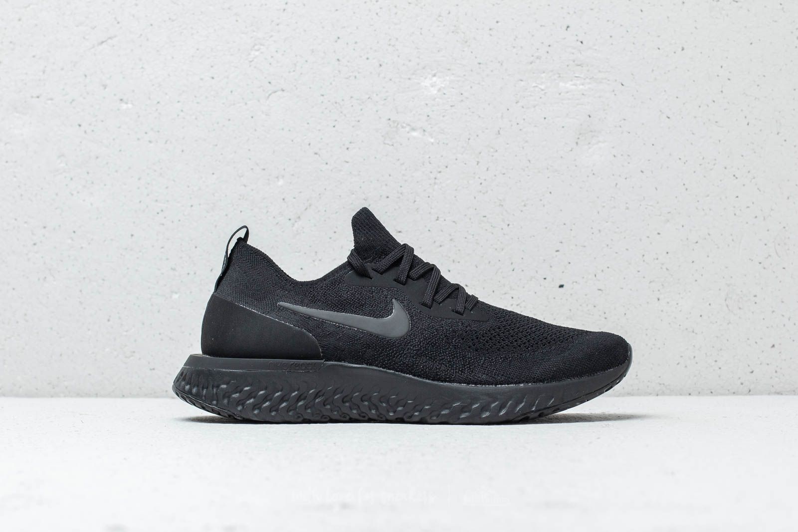 Wmns nike best sale epic react flyknit