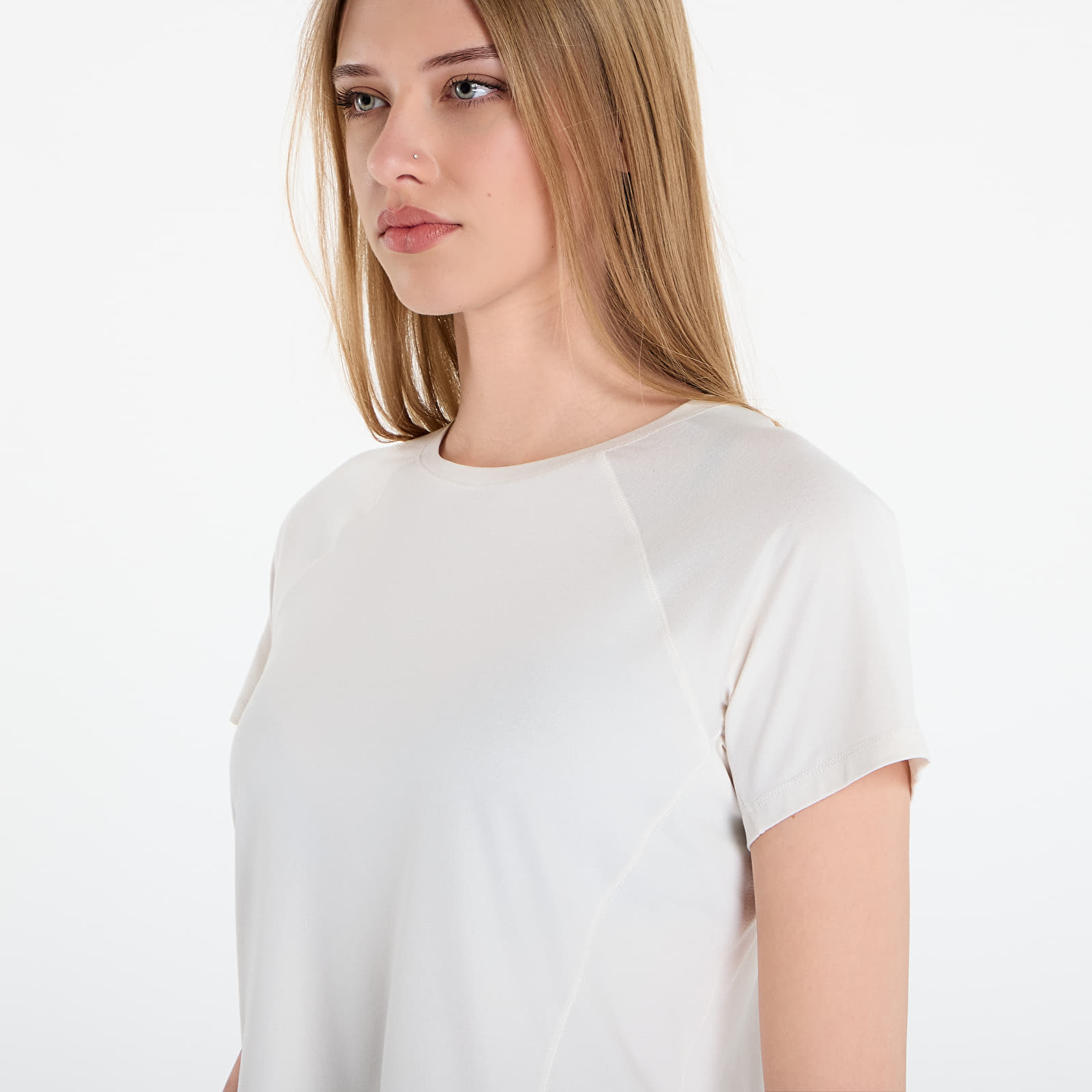 T-shirty damskie The North Face Jaida Ss Tee White Dune Light Heather
