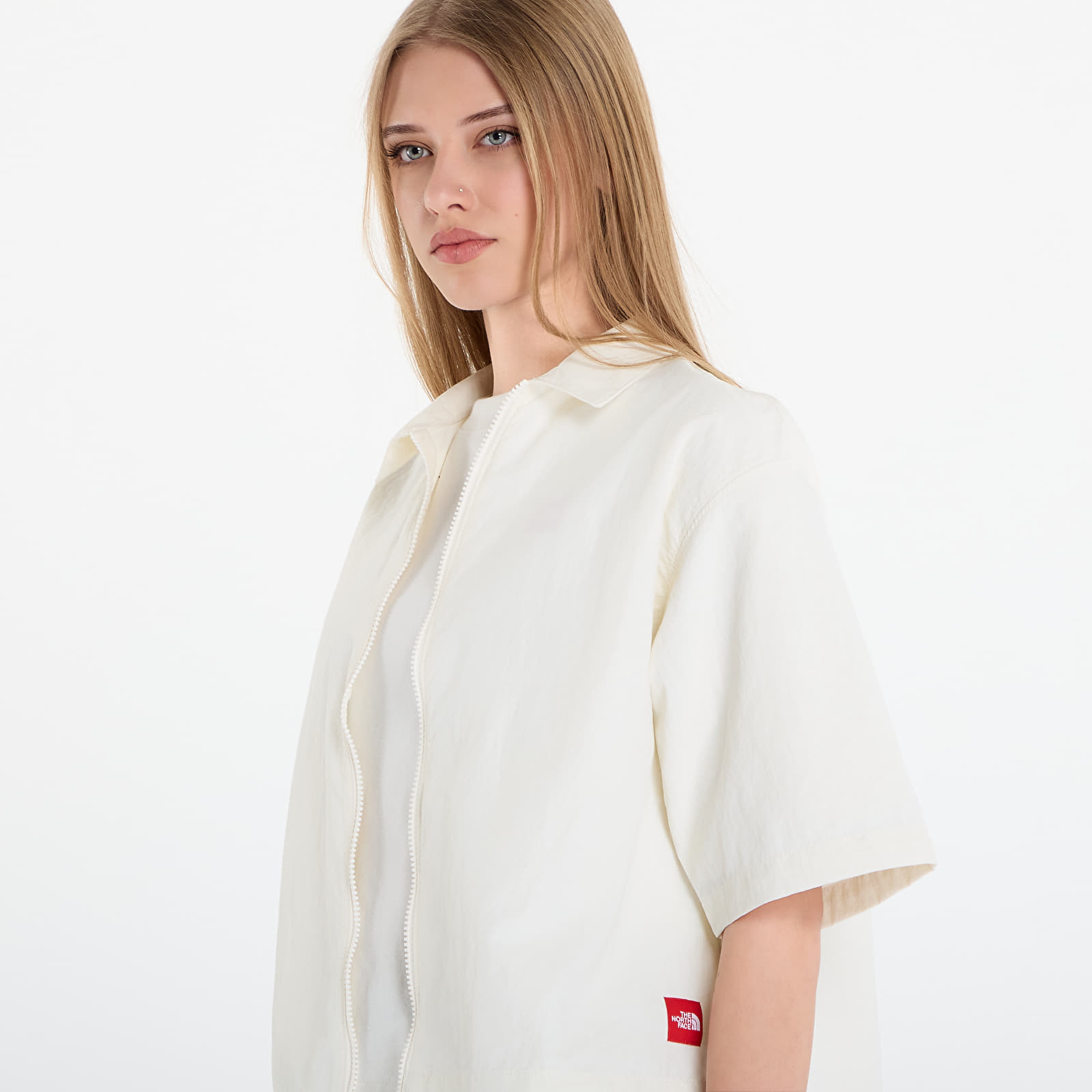 Dámské košile The North Face Redbox Nylon S/S Shirt White Dune