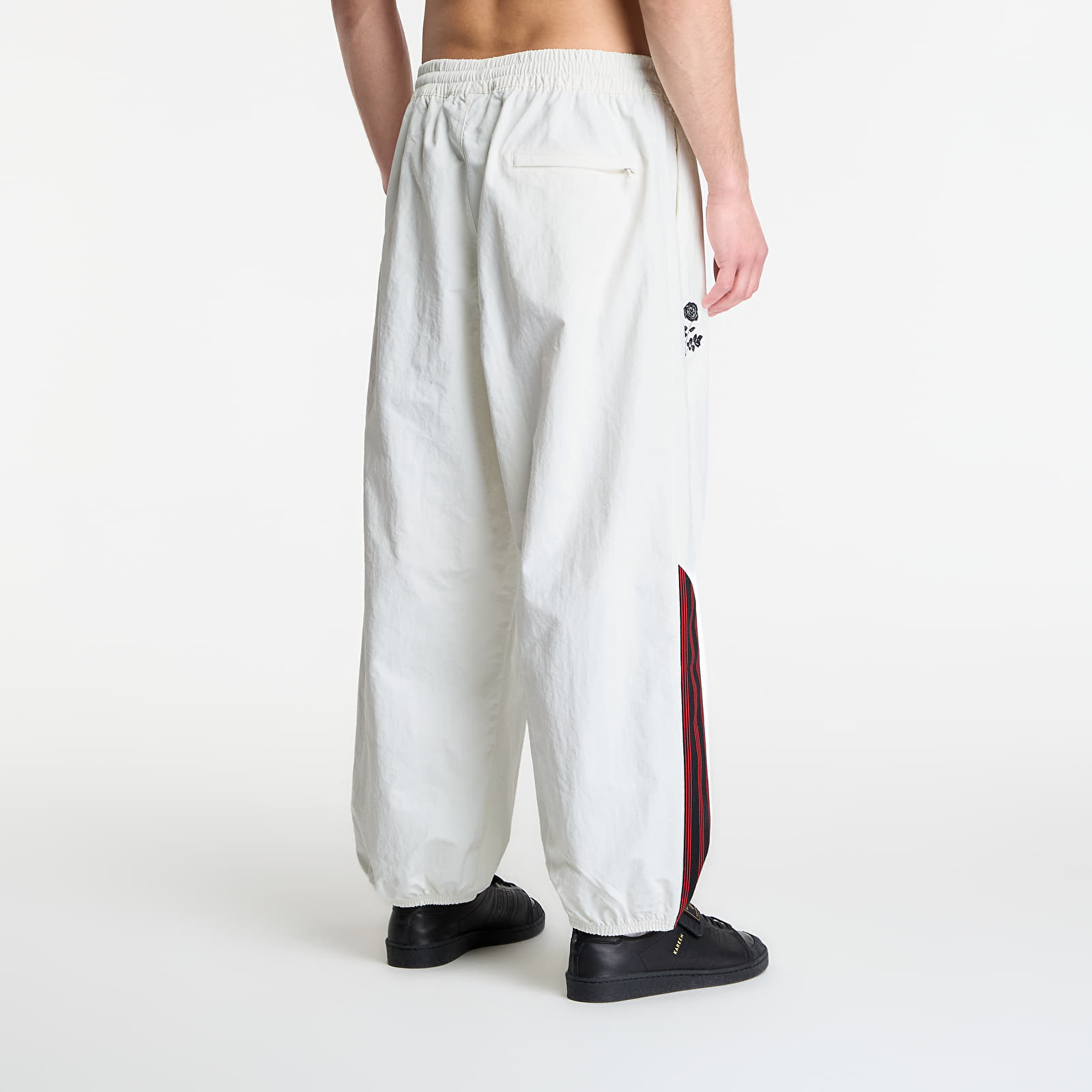 Hosen adidas x Willy Chavarria Woven Track Pant Off White