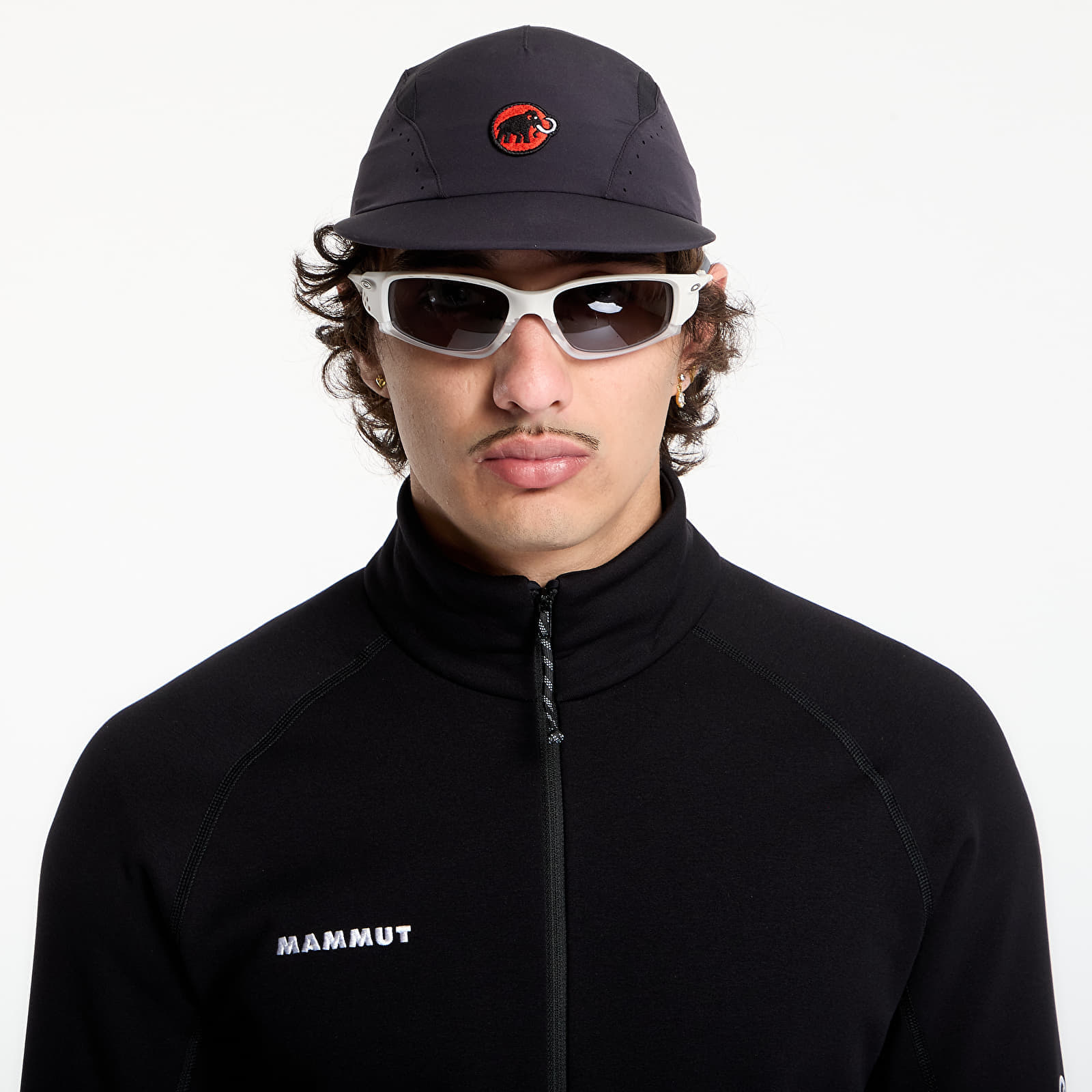 Шапка Hiking Patrol x Mammut Light Cap Black L-XL