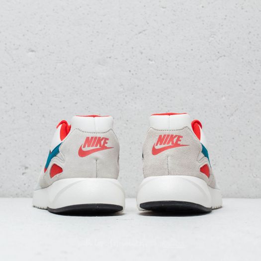 Chaussures et baskets homme Nike Pantheos Summit White Green Abyss Footshop