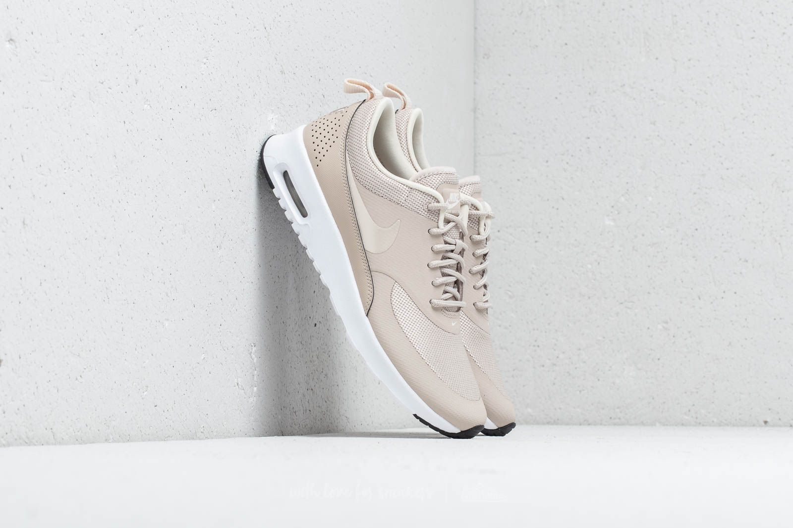 Nike Wmns Air Max Thea