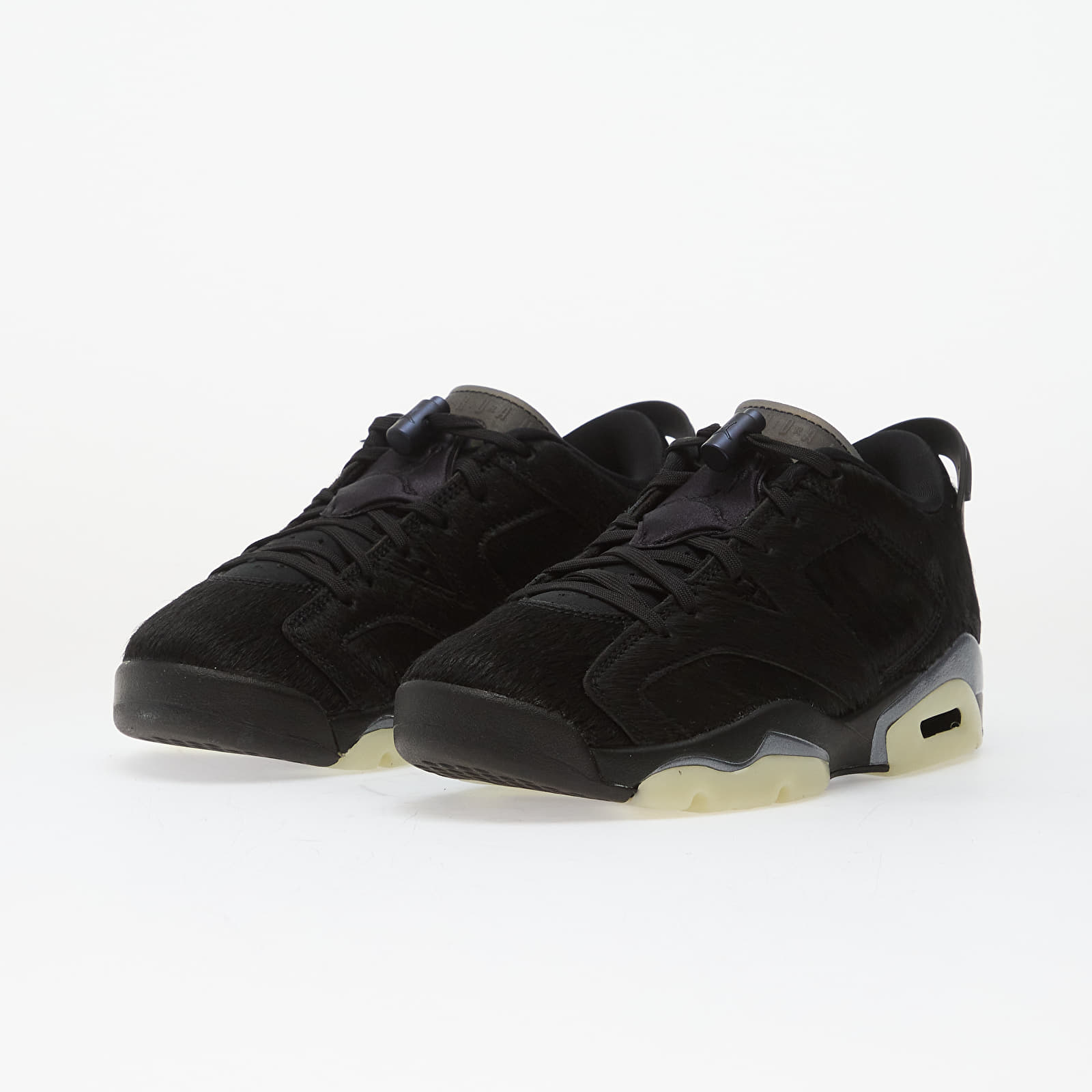 Damen Sneaker und Schuhe Air Jordan 6 Retro Low "Blackout" W Black/ Black-Black