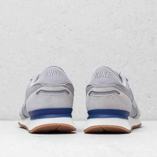 Nike air on sale vrtx se