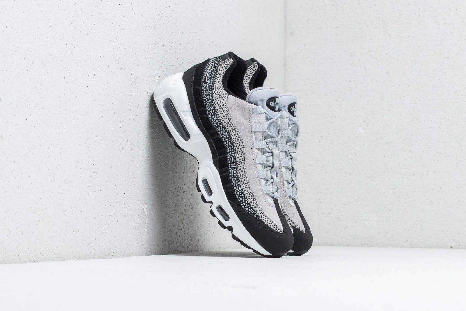 Dámske topánky a tenisky Nike Wmns Air Max 95 Premium Black/ Black-Wolf Grey-White