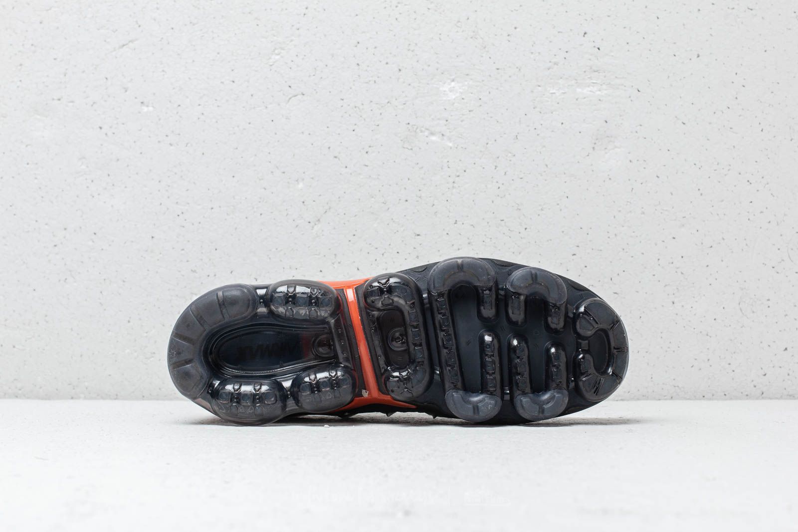 Nike air vapormax plus cool grey team orange cheap