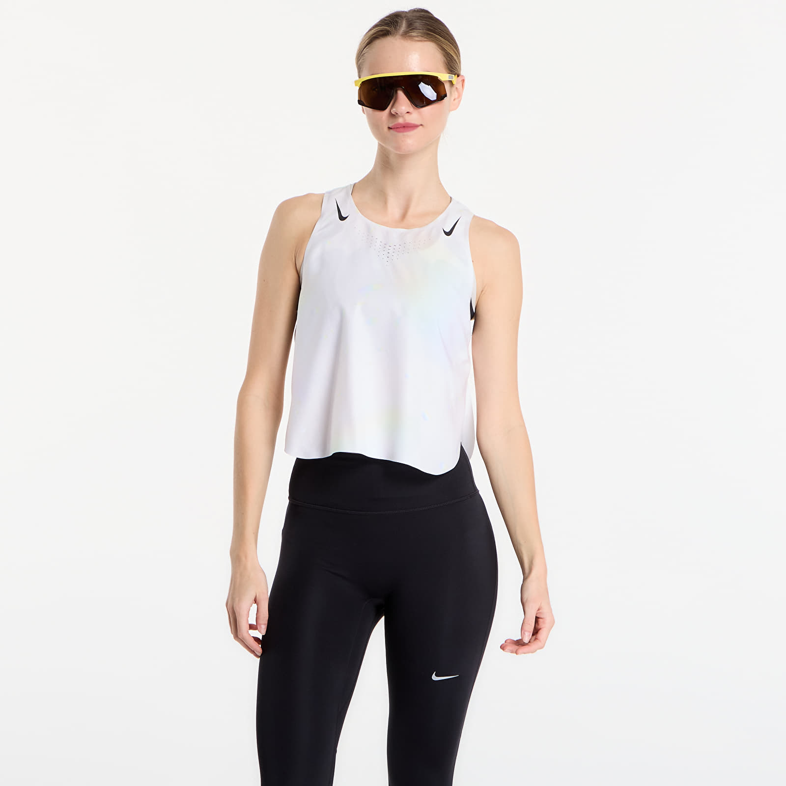 Västar Nike AeroSwift Women's Dri-FIT ADV Cropped Running Tank Top Off White/ Black