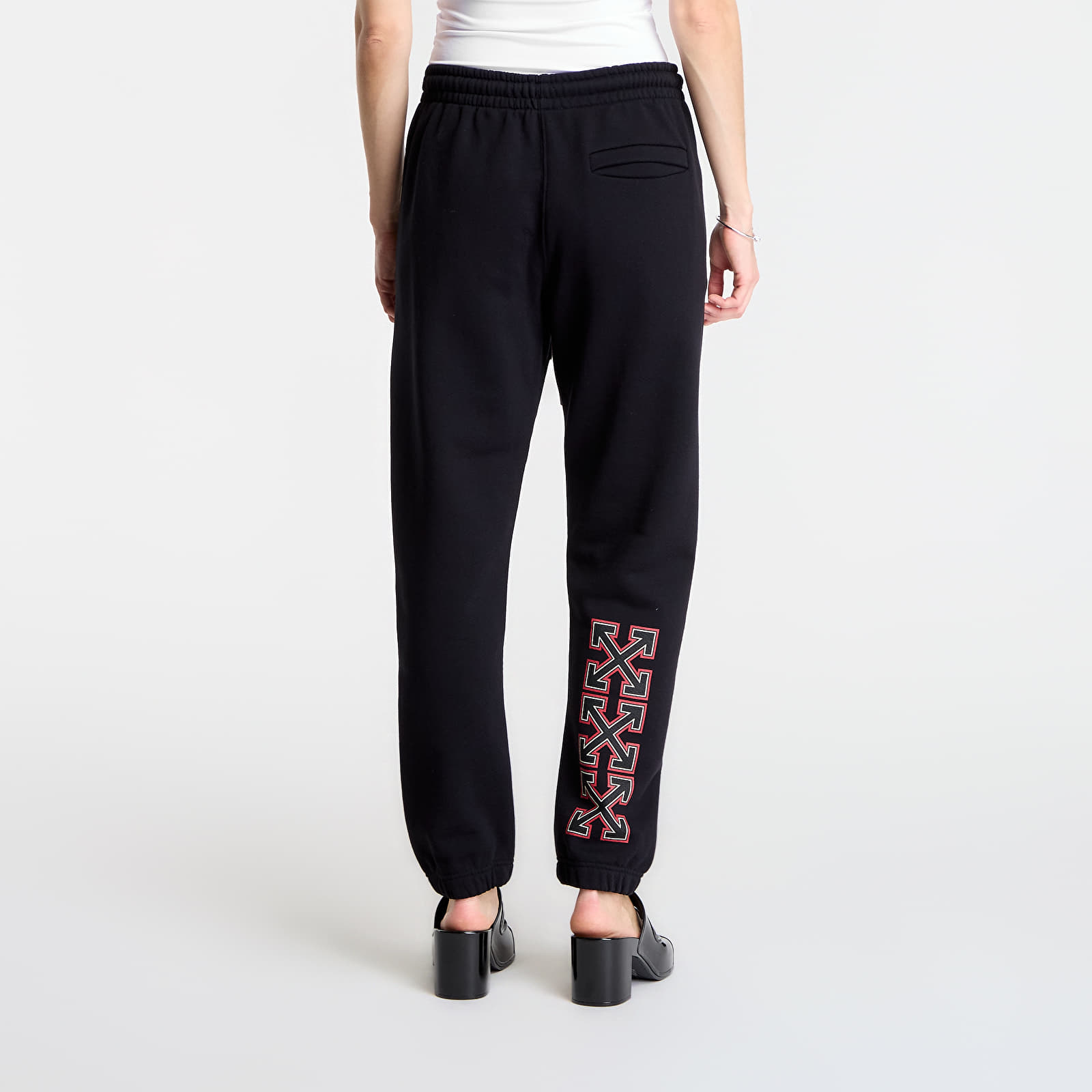 Анцузи Off-White x AC Milan Cuffed Sweatpant UNISEX Black/ Red