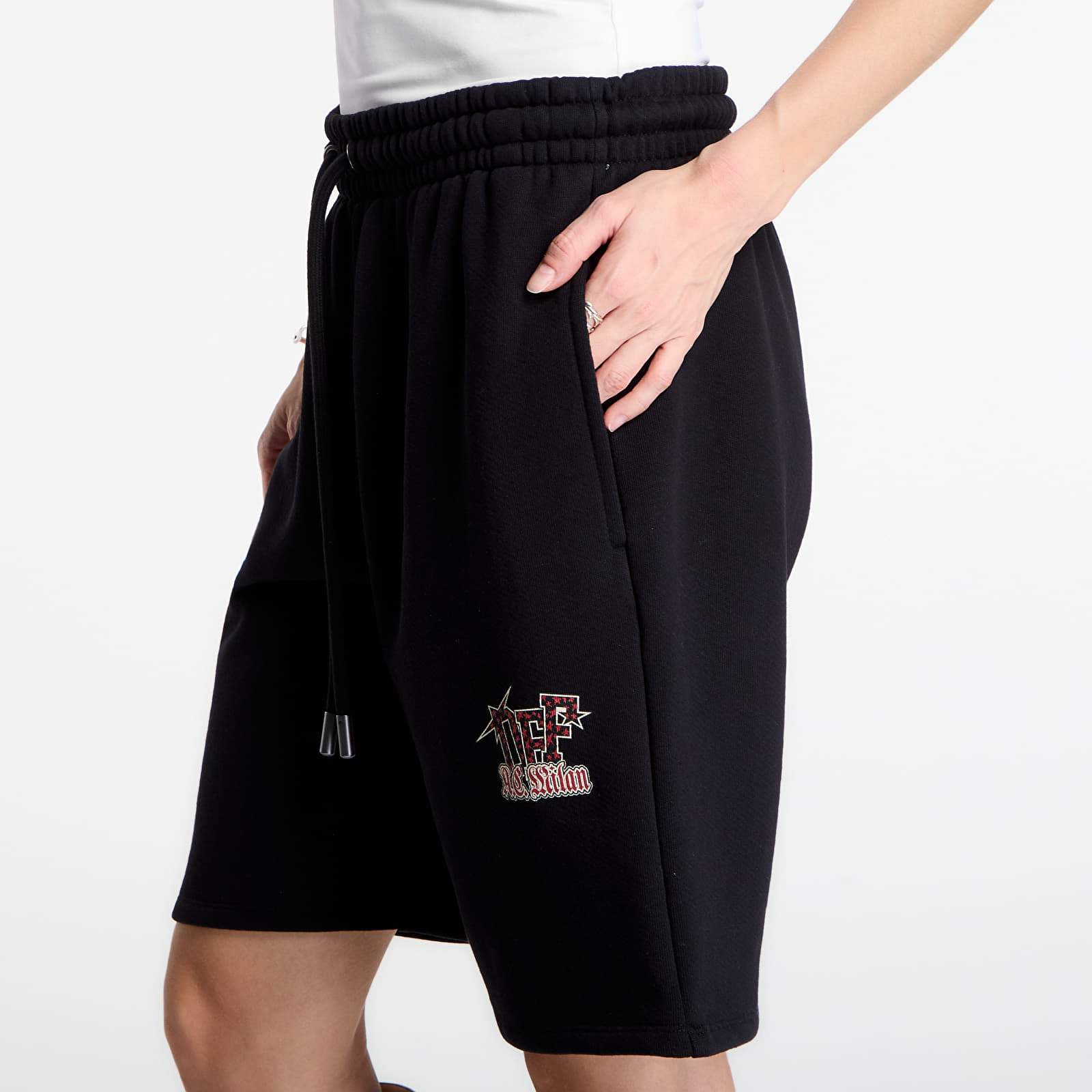 Kraťasy Off-White x AC Milan Skate Sweatshort UNISEX Black/ Red