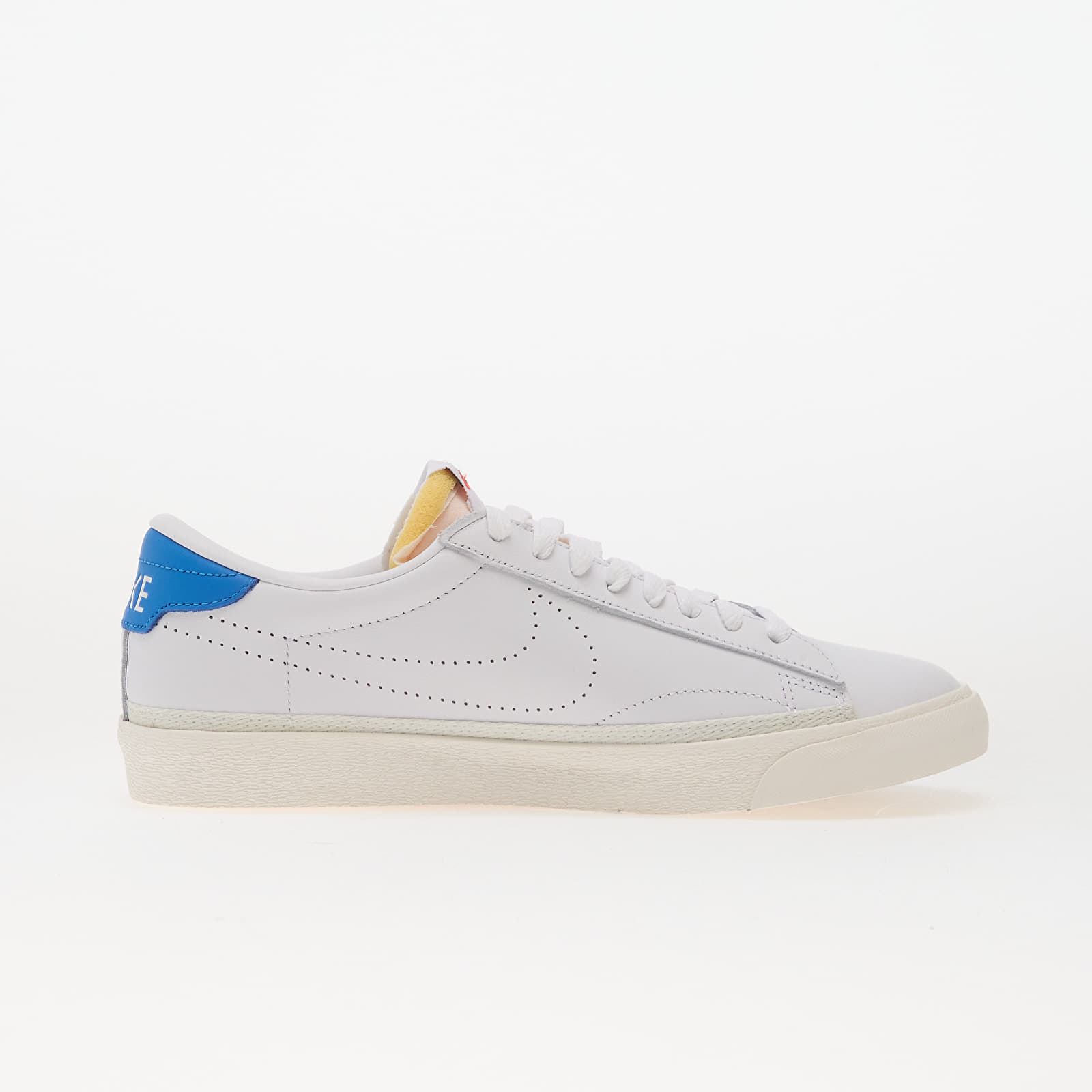 Herren Sneaker und Schuhe Nike Tennis Classic Ac White/ White-Lt Photo Blue-Team Orange