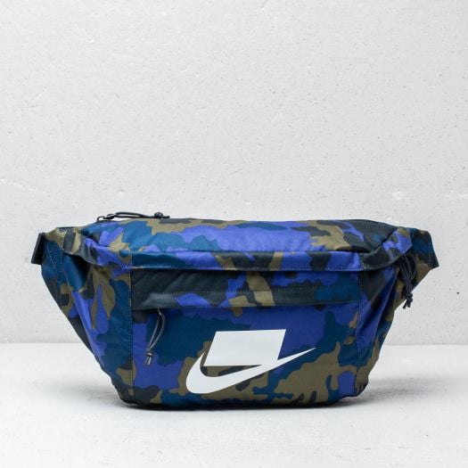 Nike tech hip pack blue 2025