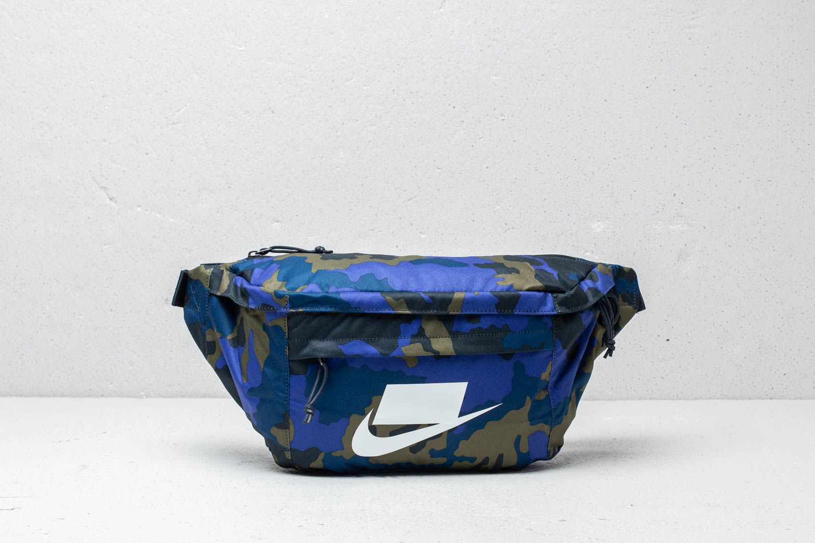 Hip bags Nike Sportswear Tech Hip Pack Dark Obsidian White Footshop