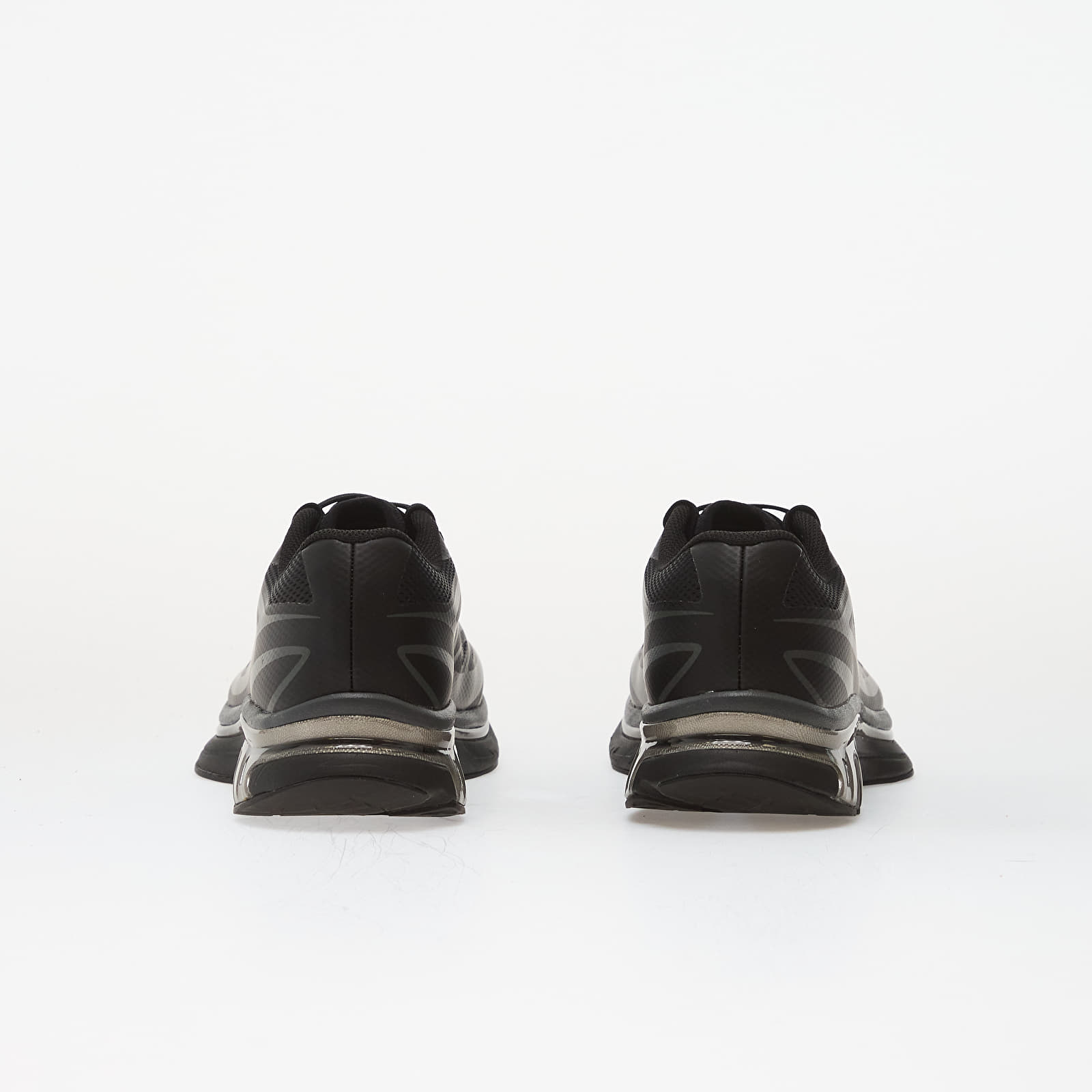 Skor för kvinnor MM6 x Salomon Sneakers Black/ Black/ Asphalt
