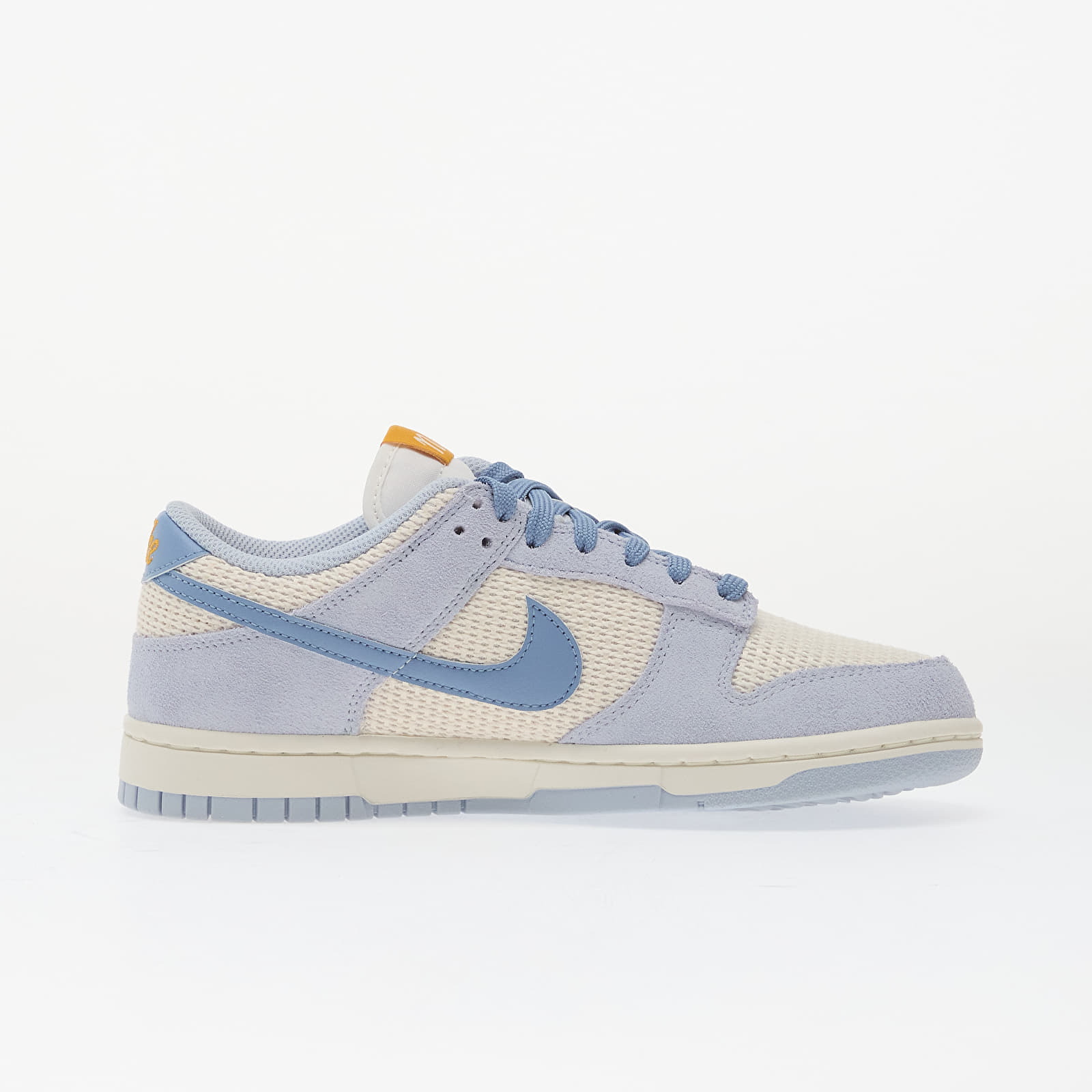 Дамски кецове и обувки Nike Dunk Low Se Sail/ Work Blue-Hydrogen Blue-Sail