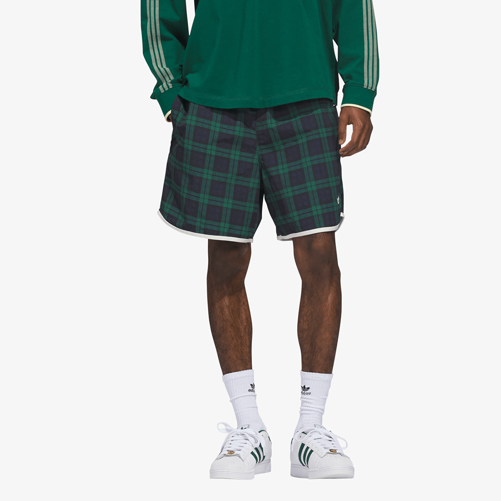 adidas Cherry Track Short UNISEX Night Indigo L