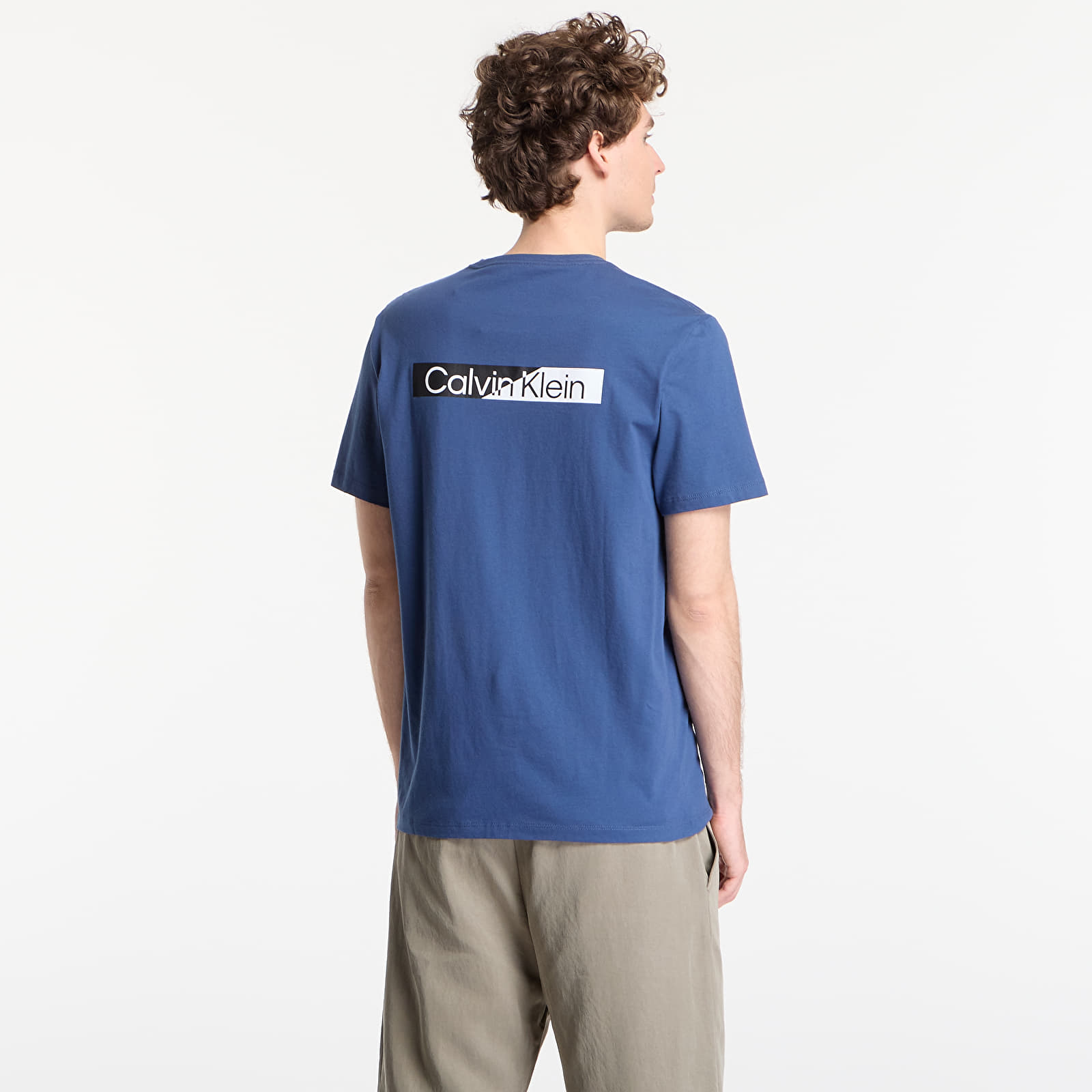 T-shirts de homem Calvin Klein Ss 30S Eu Spw Split Standard Graphic Tee Dark Denim