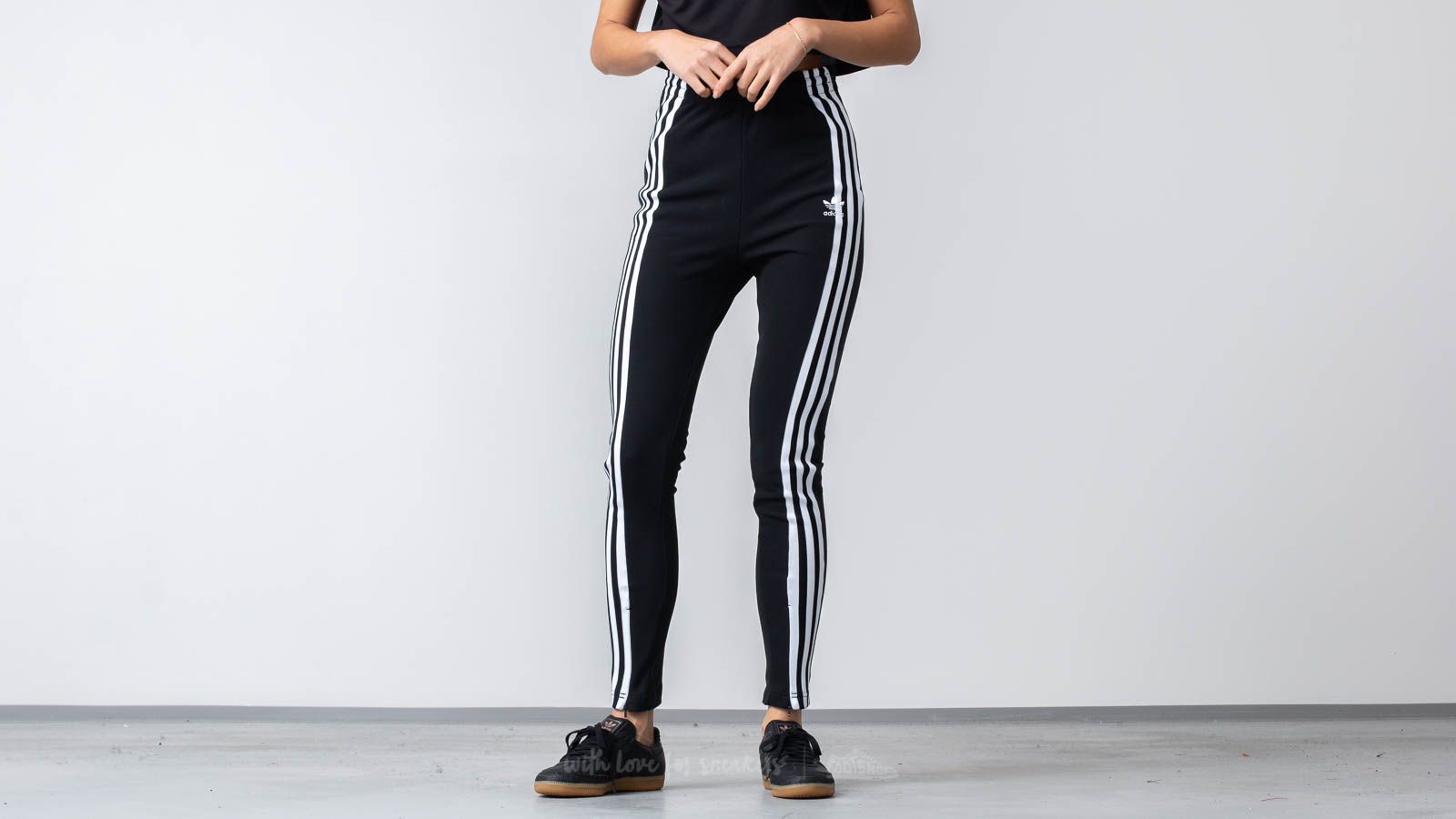Dh2719 adidas deals