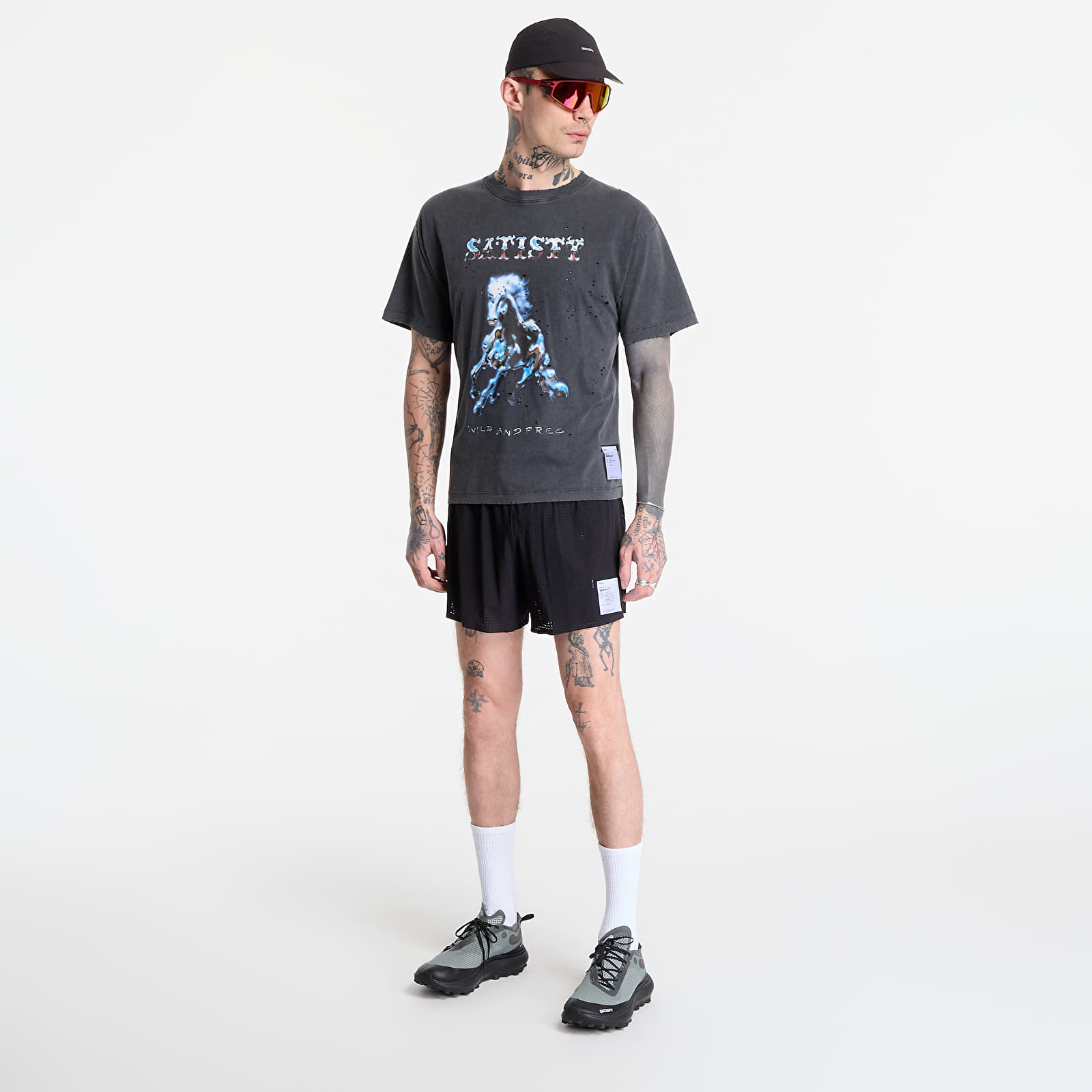 T-shirts Satisfy MothTech T-Shirt Aged Black