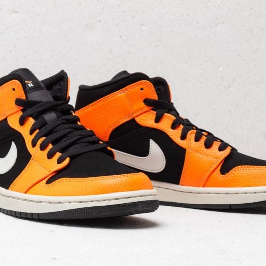 Herren Sneaker und Schuhe Air Jordan 1 Mid Black Cone Light Bone Footshop