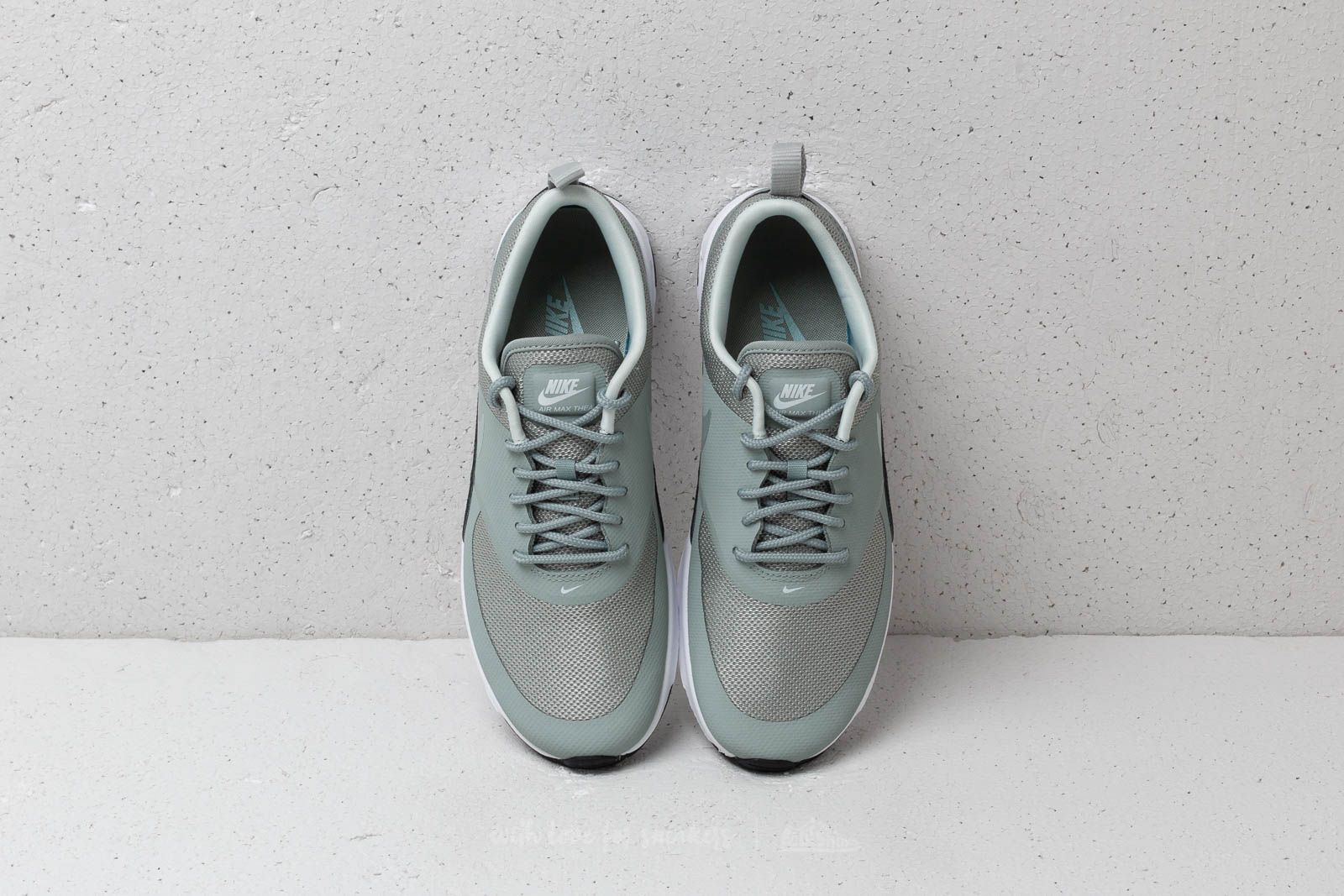 Air max thea mica green hot sale