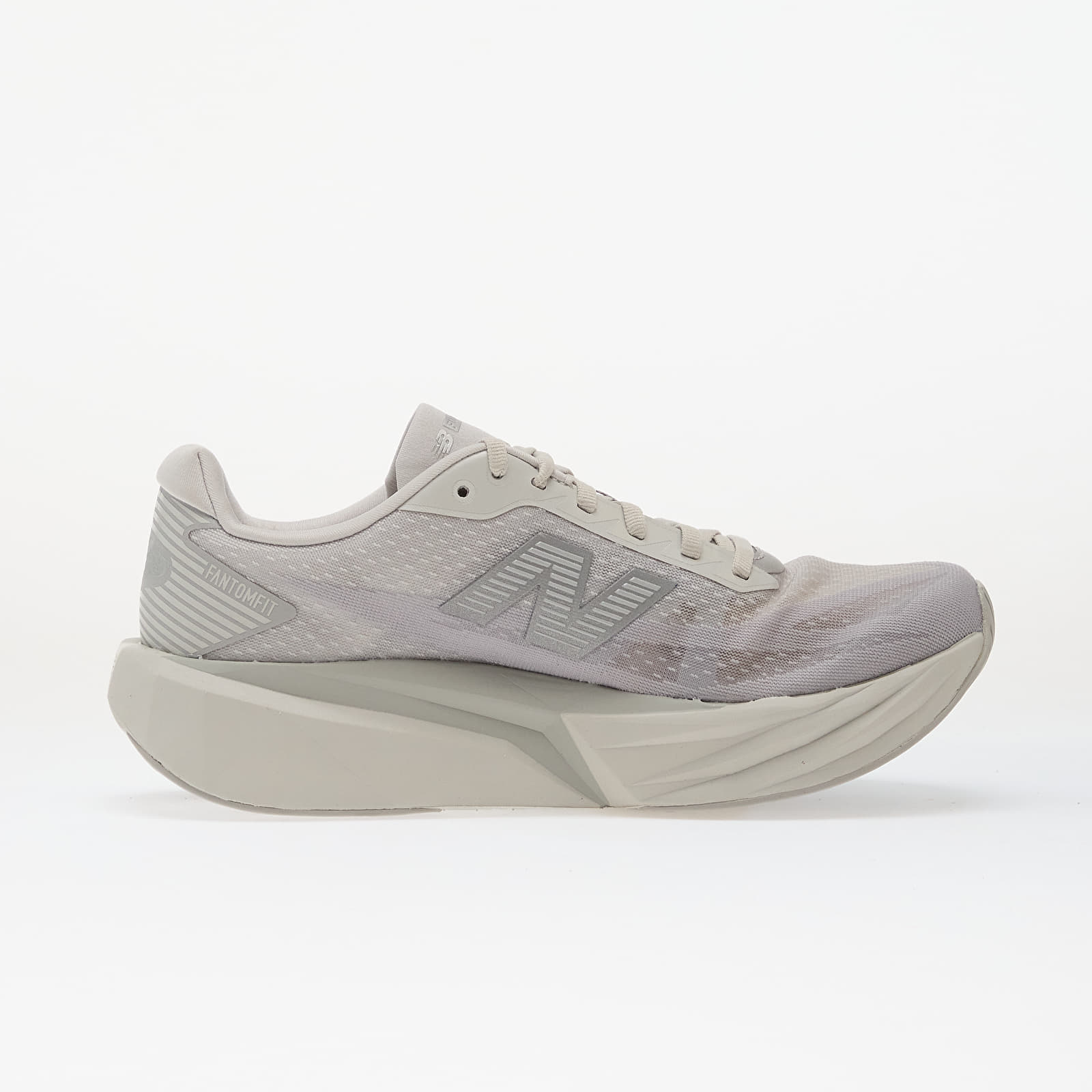 Skor för män New Balance FuelCell Rebel v5 Wide Grey Matter/ Silver Metallic