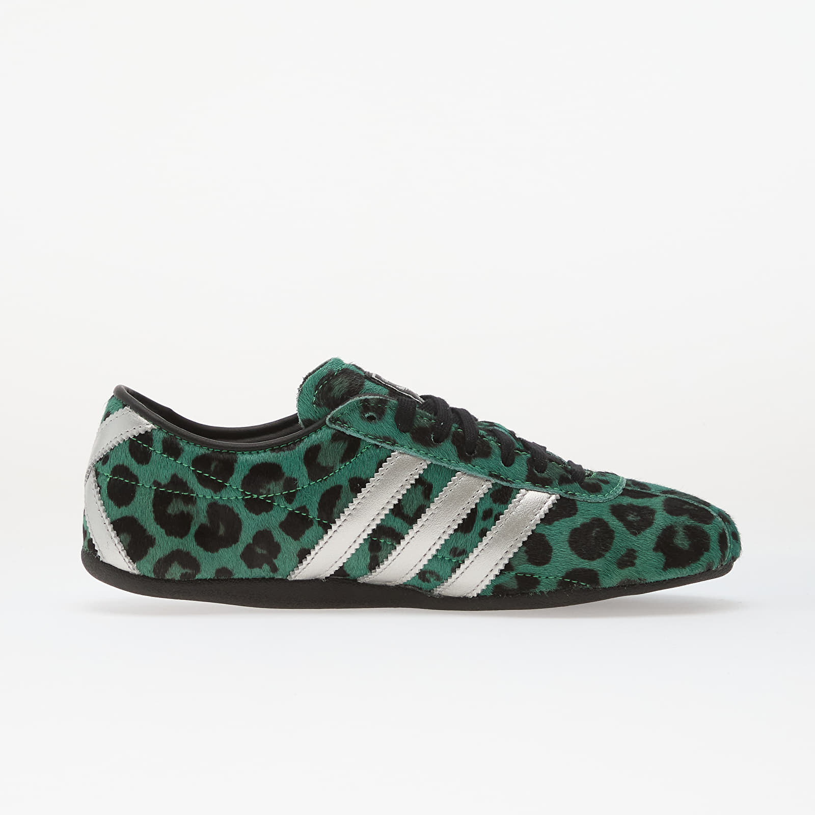 Încălțăminte și sneakerși pentru femei adidas Tokyo W Semi Screaming Green/ Silver Met./ Core Black