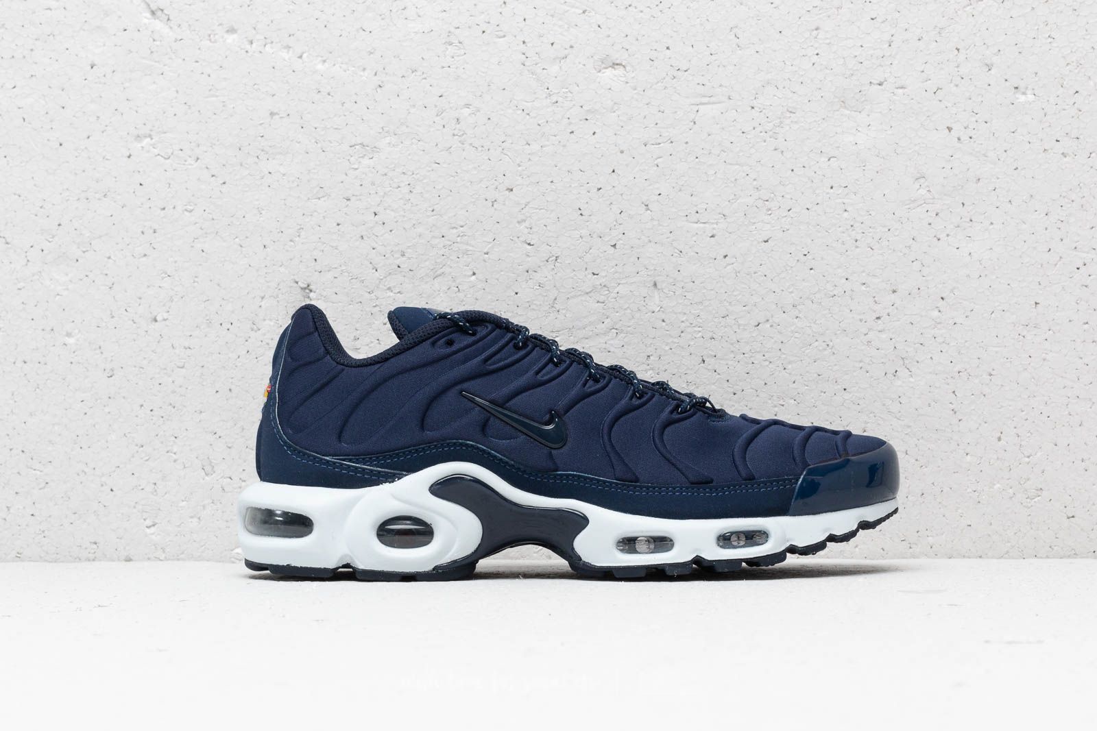Midnight navy air max plus on sale
