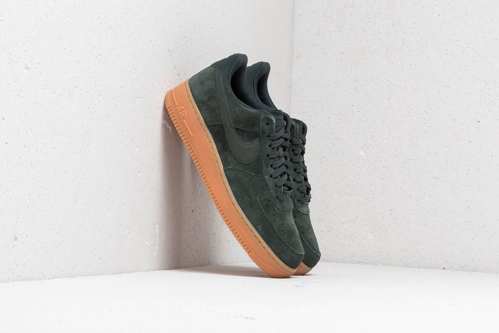 Men's shoes Nike Air Force 1 '07 LV8 Suede Outdoor Green/ Outdoor Green