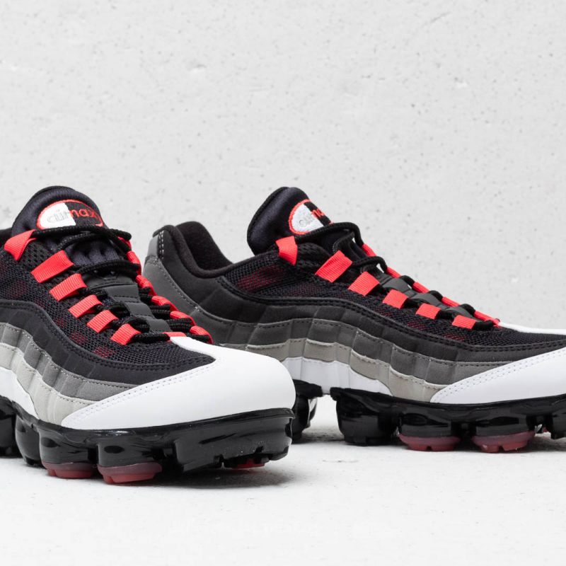 Nike Air Vapormax '95 White/ Hot Red-Dark Pewter | Footshop