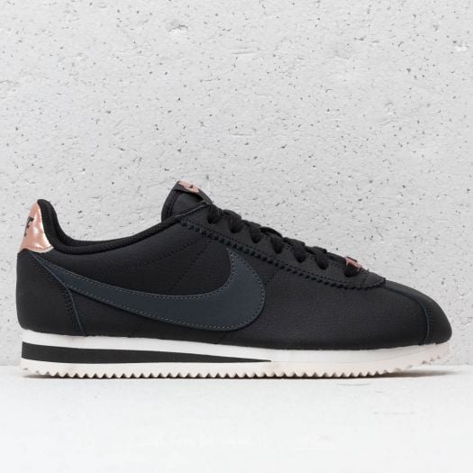Women's nike cortez classic leather cheap
