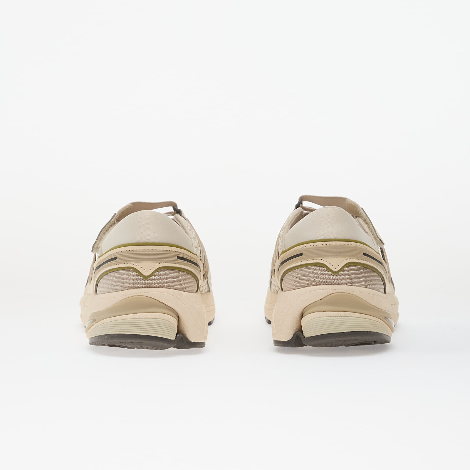 Skor för kvinnor adidas Adistar Control 5 Mj Wonder White/ Wonder Beige/ Alumina