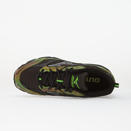 メロンソーダ　MIZUNO DEMO SOLID ブラック×カーキ　上 Mizuno Mxr (U) Iron Gate/ Black/ Jasmine Green | Footshop