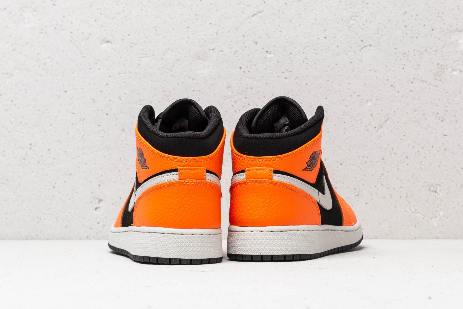 Women s shoes Air Jordan 1 Mid GS Black Cone Cone Light Bone