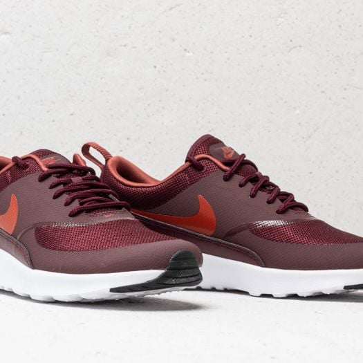 Burgundy nike air max womens top