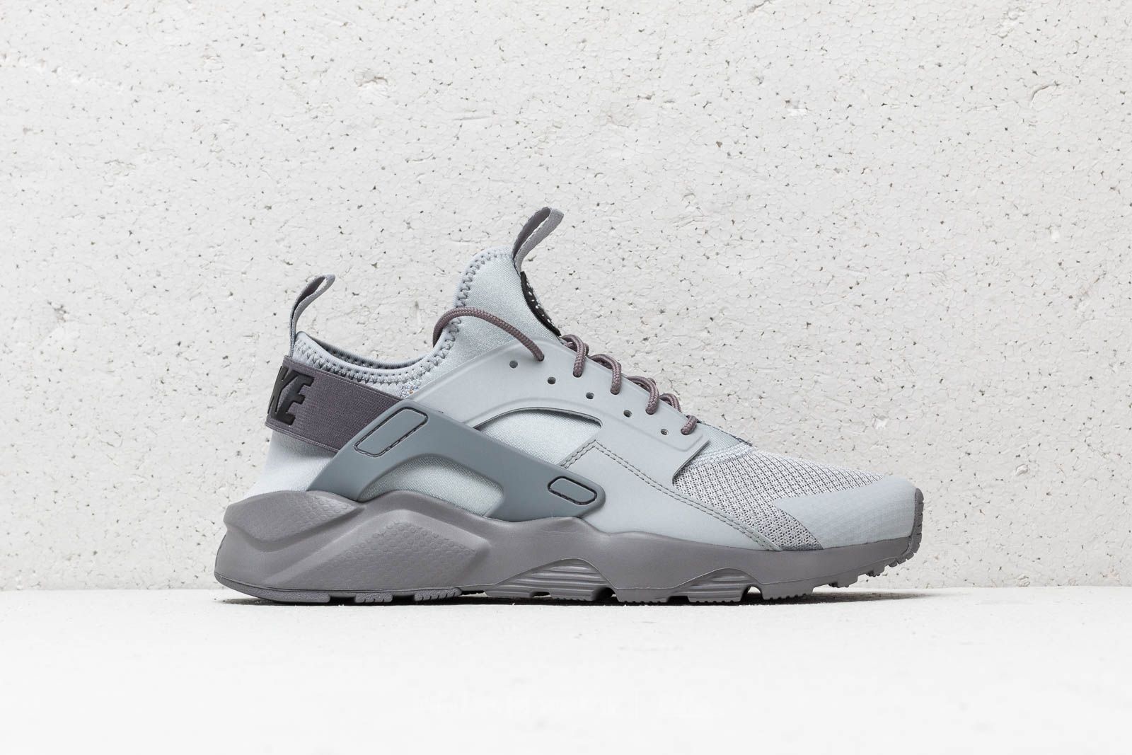 Nike air shop huarache ultra gunsmoke