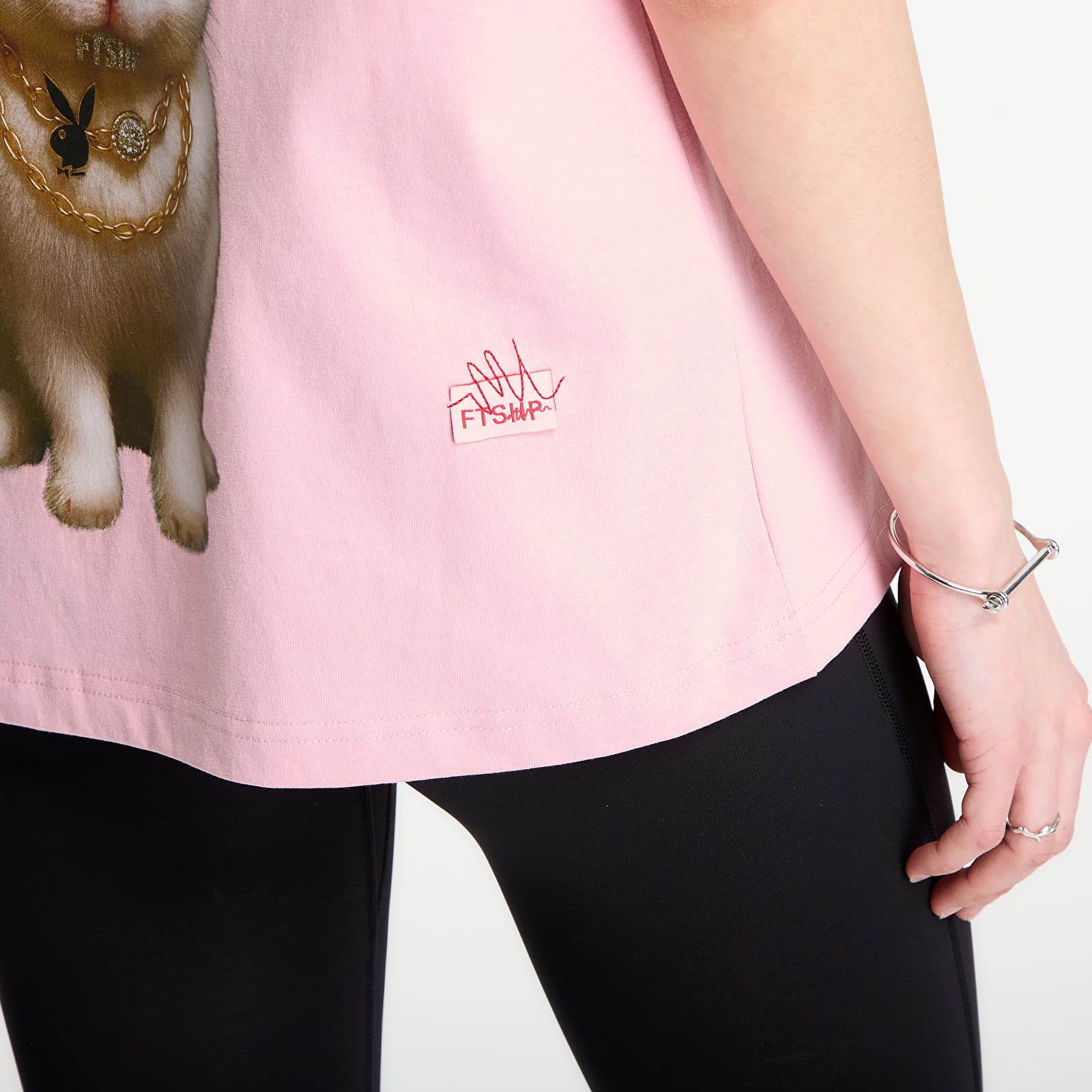 T-Shirts Playboy x FTSHP T-Shirt Caressing Bunny UNISEX Pink