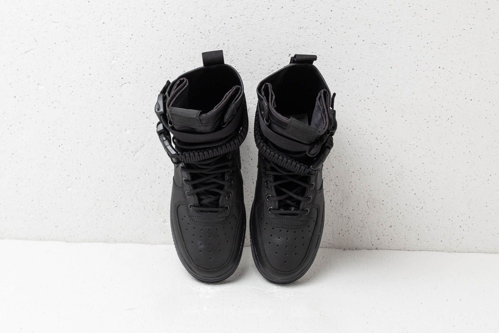 Sapatos de mulher Nike Wmns SF Air Force 1 Black/ Black-Black-Oil Grey