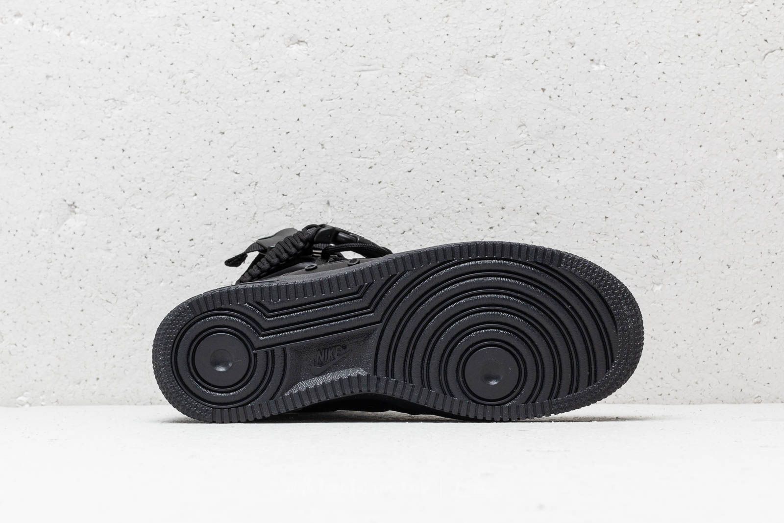 Sapatos de mulher Nike Wmns SF Air Force 1 Black/ Black-Black-Oil Grey