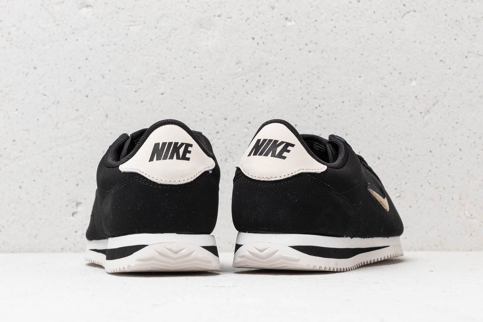 Nike cortez basic jewel femme best sale