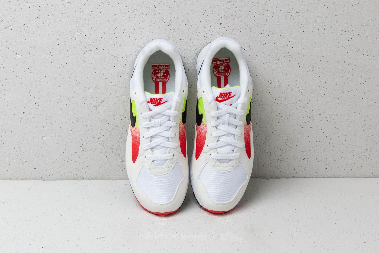 Men s shoes Nike Air Skylon II White Black Volt Habanero Red Footshop