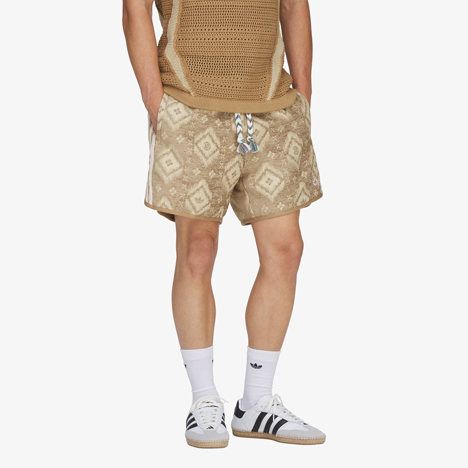Kraťasy adidas Clot Ikat Short UNISEX Warm Sandstone