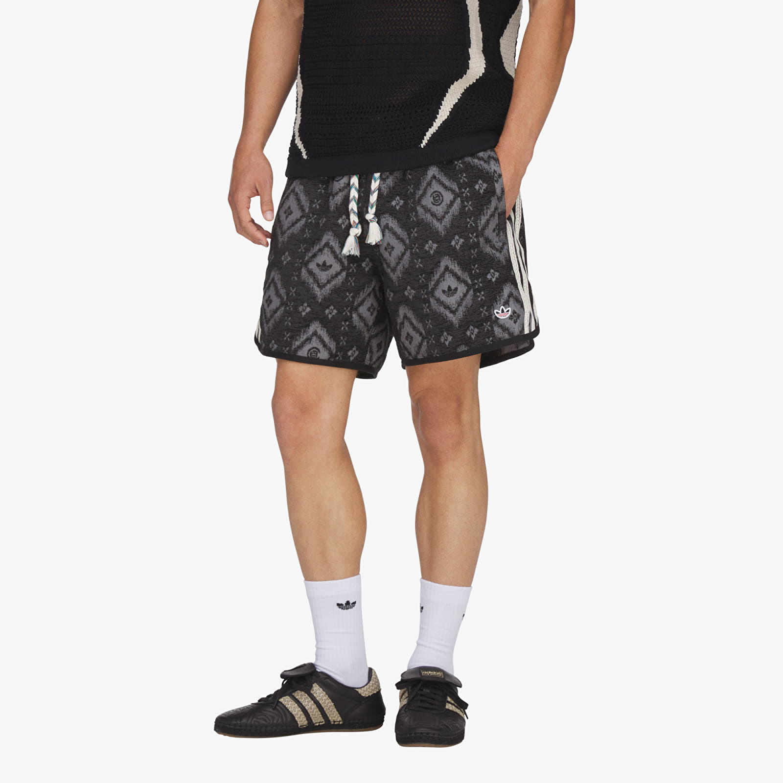 Kraťasy adidas Clot Ikat Short UNISEX Carbon