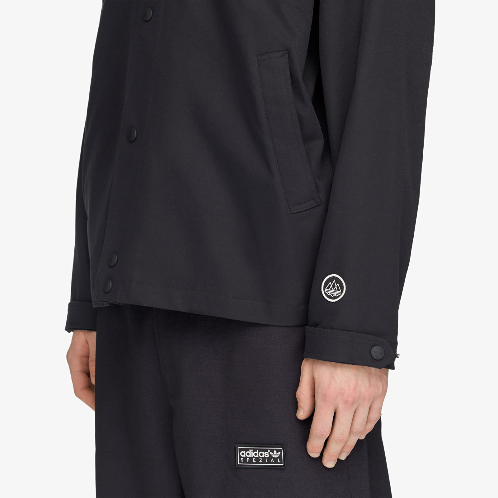 Jakne adidas Wingrove Ii Spzl Jacket Black
