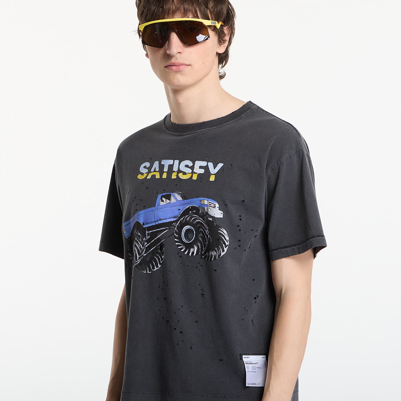 T-shirts Satisfy MothTech T-Shirt Aged Black EST5